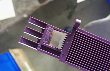 金屬（shǔ）粘（zhān）POM