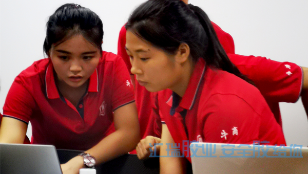 牛（niú）沒爭霸