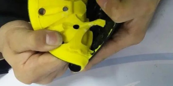 草莓视频cm.888tw金屬粘塑料快幹膠，粘接牢固且白化率（lǜ）低