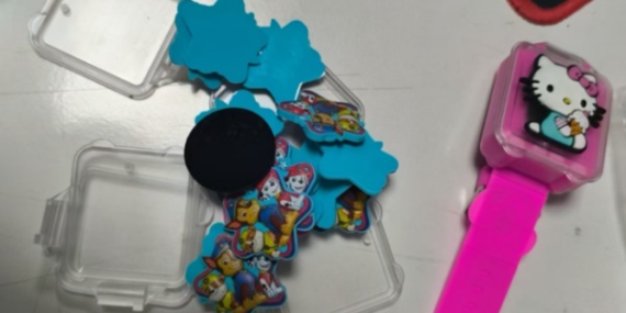 矽膠公仔粘（zhān）ABS塑料用哪種膠水好？