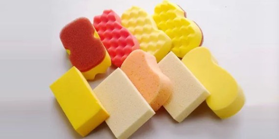 粘海綿（mián）——無腐蝕性（xìng）也不發硬的專用（yòng）海綿膠水