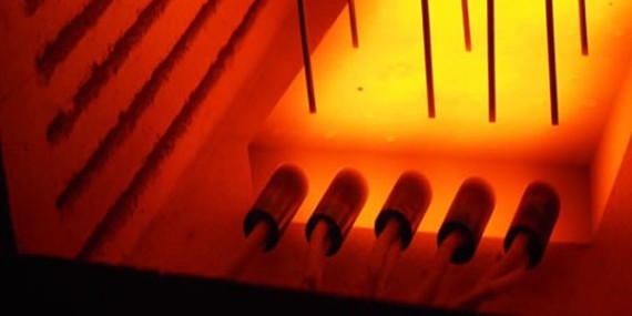 什（shí）麽膠水可以承受高溫？這方（fāng）麵草莓视频cm.888tw高（gāo）溫膠廠家很有發言權