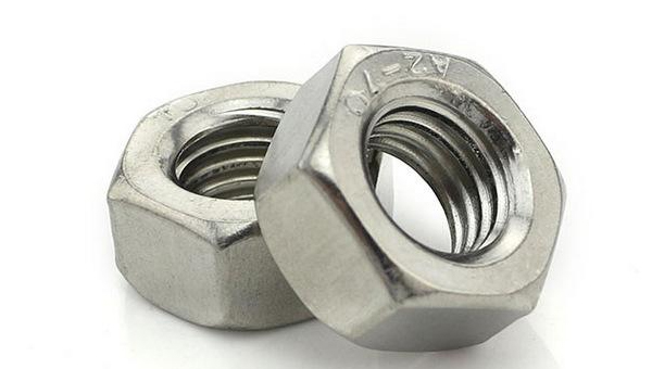 螺絲帽擰不下來小竅門（mén）