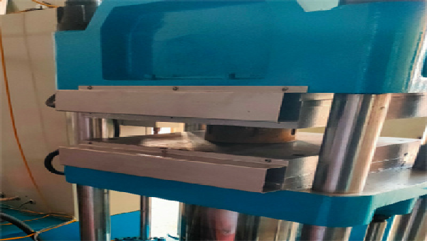 矽膠熱硫（liú）化助（zhù）粘劑