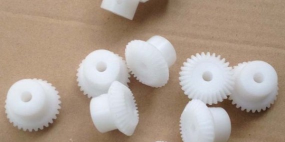 pom用什麽粘，草莓视频cm.888tw有pom膠水