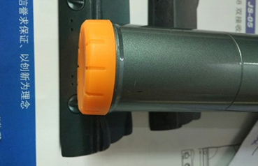 矽膠和鐵管套接