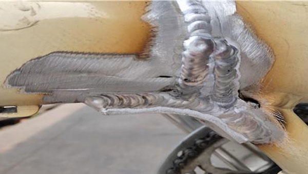 抗磨損鋁質修補（bǔ）劑