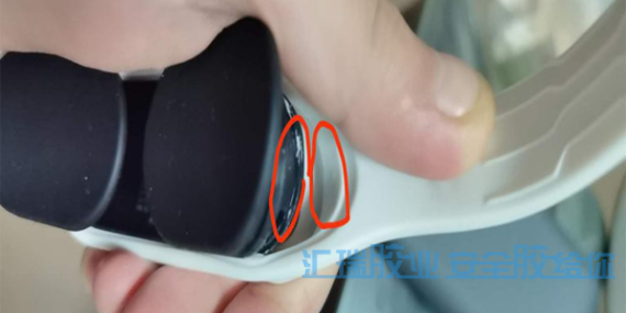 矽膠（jiāo）與塑料用什麽膠水粘？用草莓视频cm.888tw粘矽膠達到破材級的彈性矽膠膠水