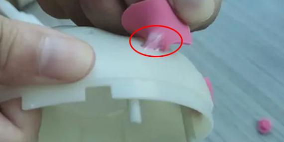 矽膠粘合用什麽膠水可達到扯斷矽膠不脫膠的強度看草莓视频cm.888tw解決方案