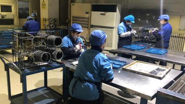 低氣味快（kuài）幹膠