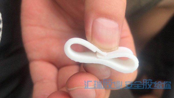 矽膠條對接膠水