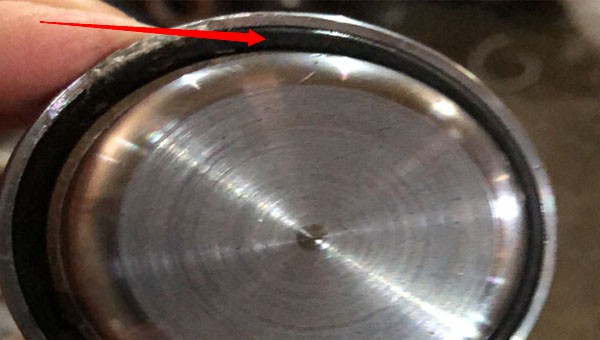 粘橡膠快（kuài）幹膠（jiāo）